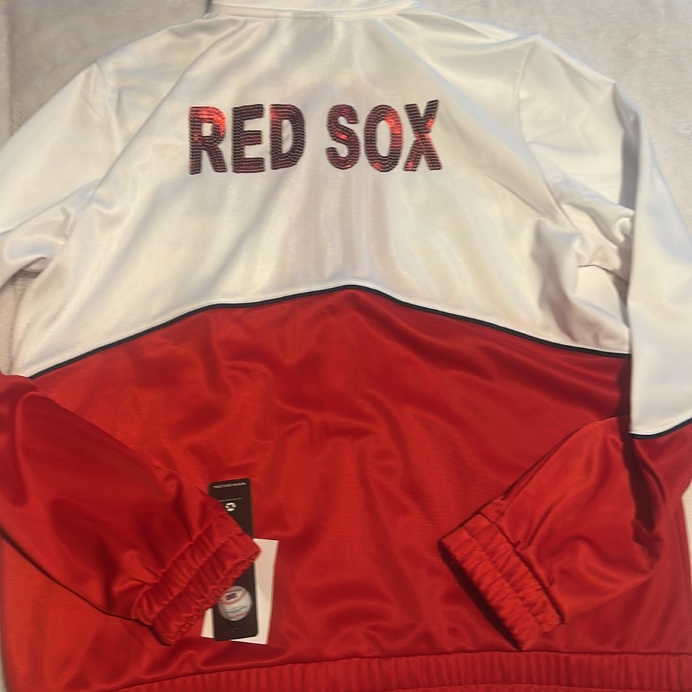 Brand New Women’s Red Sox Jacket - Picture 2 of 6